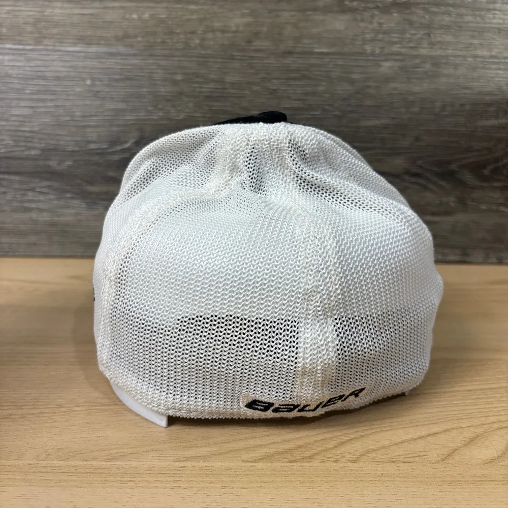 Bauer Hat Cap Fitted S/M Black‎ White Hockey Skates Skating Performance Mens